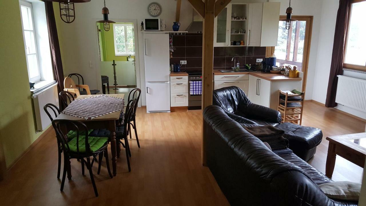 Ferienwohnung Mit Fitness ライプツィヒ エクステリア 写真